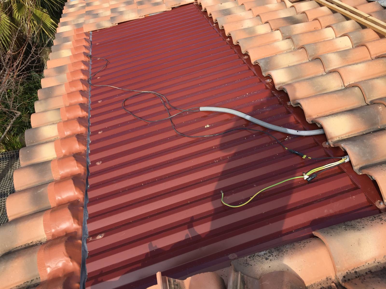 Maintenance sur panneaux solaires Bouches du Rhône : nettoyage et inspection d'usage