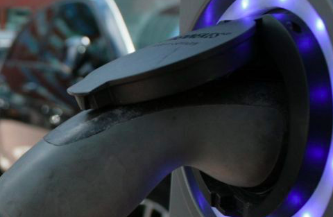 borne de recharge pour voiture électrique